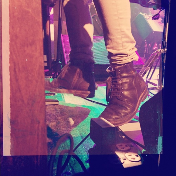 Hey Poshmark! - Picture 4 of 7